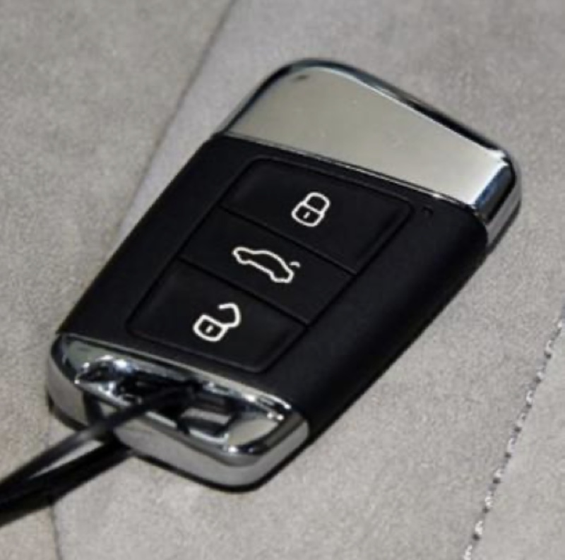 Metalický obal na klíč Škoda III., VW, Seat