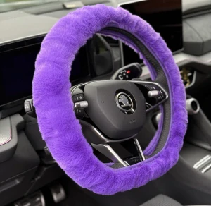 Huňatý potah na volant Purple