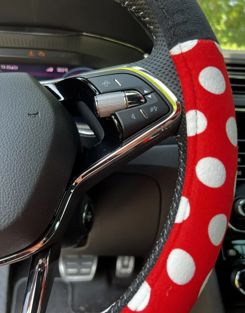 Potah na volant Minnie Mouse