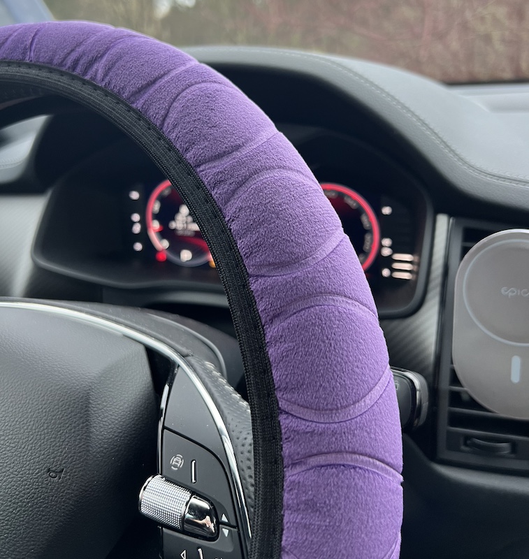 Semišový potah na volant Purple