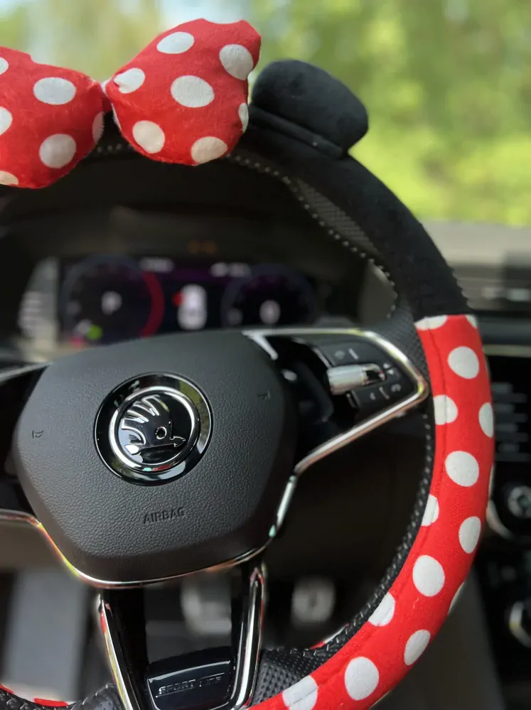 Potah na volant Minnie Mouse