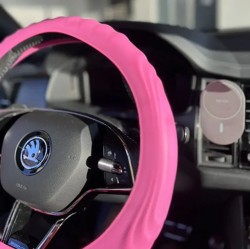 Silikonový potah na volant GARO s vroubky Baby Pink
